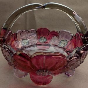 VTG 1950s WESTMORELAND SPLIT HANDLE PURPLE DOGWOOD PANSY BASKET NICE CONDITION